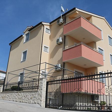 Rogoznica Apartments Kristina מראה חיצוני תמונה