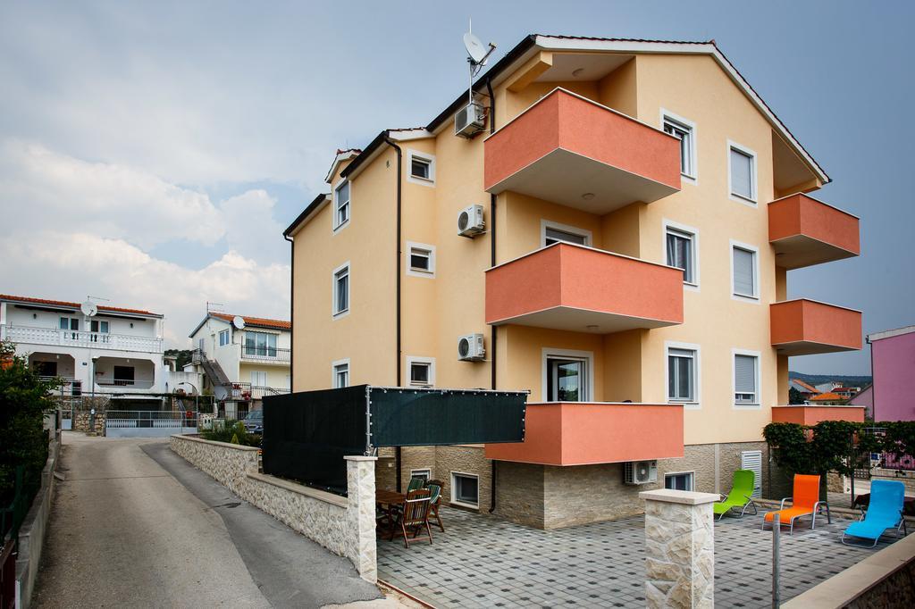 Rogoznica Apartments Kristina מראה חיצוני תמונה